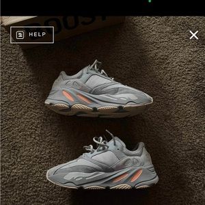 Yeezy 700